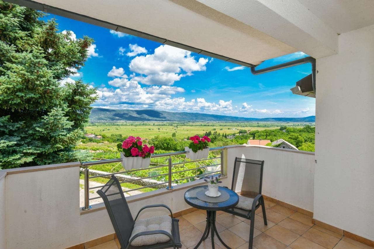 Villa Tea In Imotski, Private Pool Zmijavci エクステリア 写真